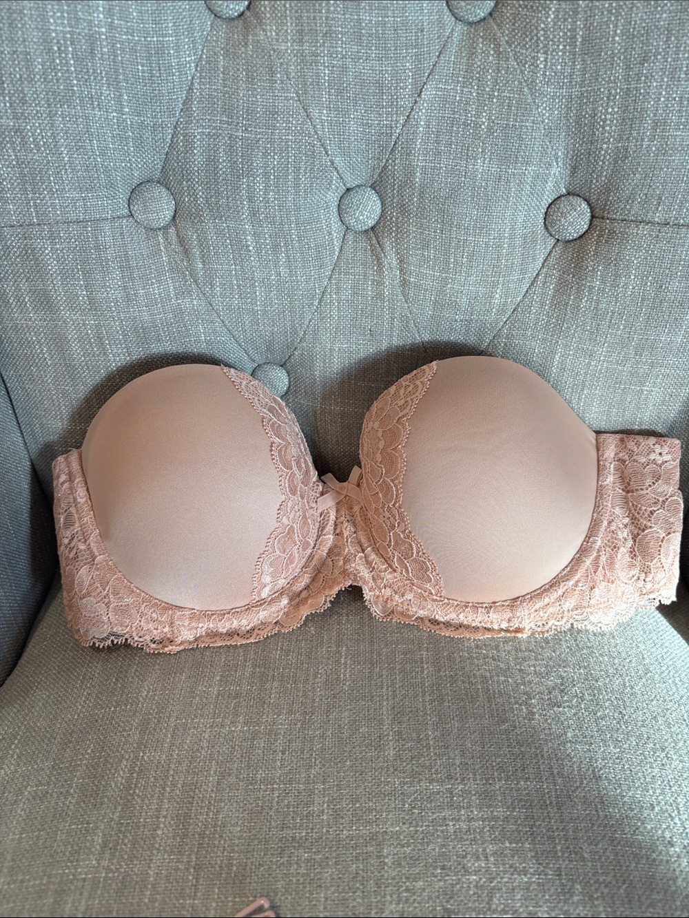 Victorias Secret Lace Strapless Adjustable Lace Balcony Bra in Blush Pink